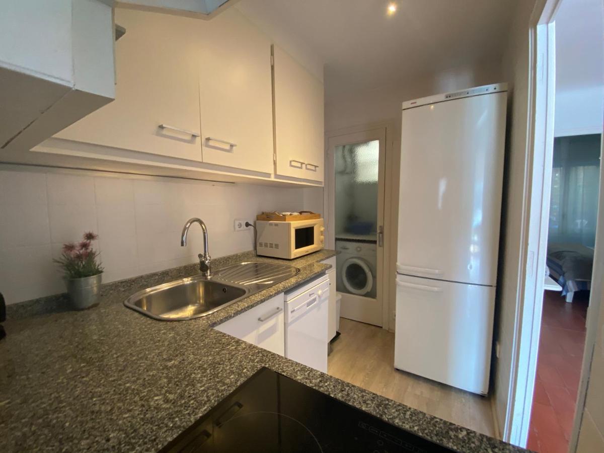 Dofi 1 Apartment Тамариу Екстериор снимка